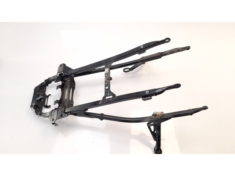 Recambio de subchasis trasero para bmw f 800 s/st referencia OEM IAM 46517678666  