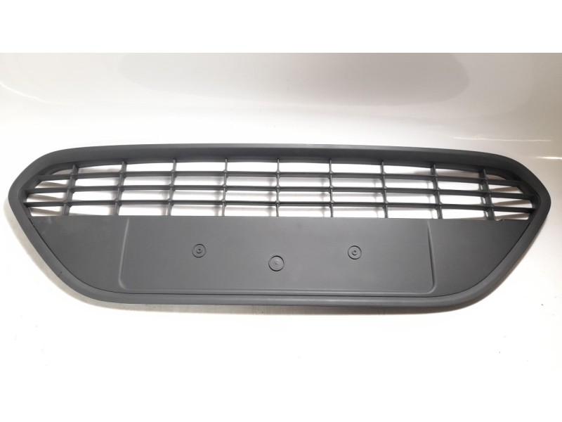 Recambio de rejilla paragolpes delantero para ford focus lim. (cb4) referencia OEM IAM 1497510 107104204 FD4262120