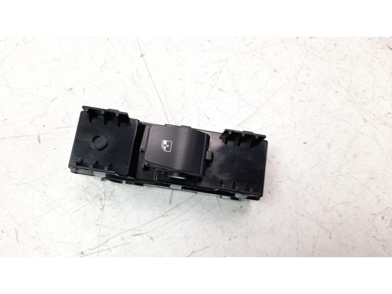 Recambio de mando elevalunas trasero izquierdo para hyundai i30 (pd) n line referencia OEM IAM 93581G3010  