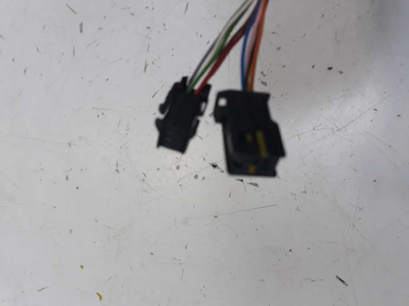 Recambio de retrovisor izquierdo para bmw serie 5 berlina (e60) 530d referencia OEM IAM 51167126546  