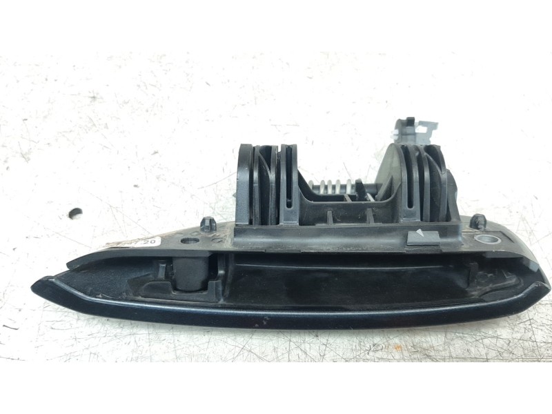 Recambio de maneta exterior trasera derecha para dacia duster ii prestige referencia OEM IAM 806067028R  