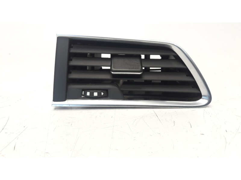 Recambio de rejilla aireadora para peugeot 508 2.0 blue-hdi fap referencia OEM IAM 9686457377  
