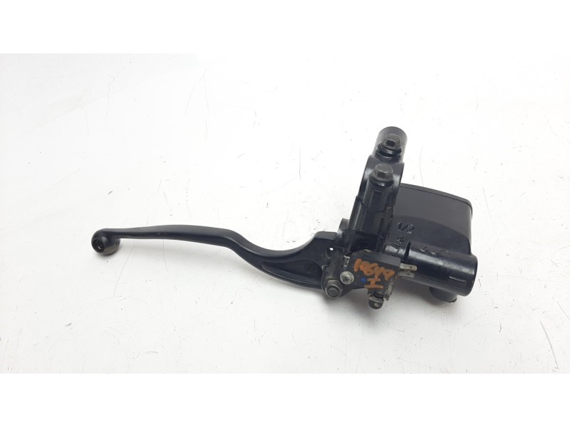 Recambio de bomba freno para yamaha x-max 300 x-max 300 referencia OEM IAM B74F58701000  