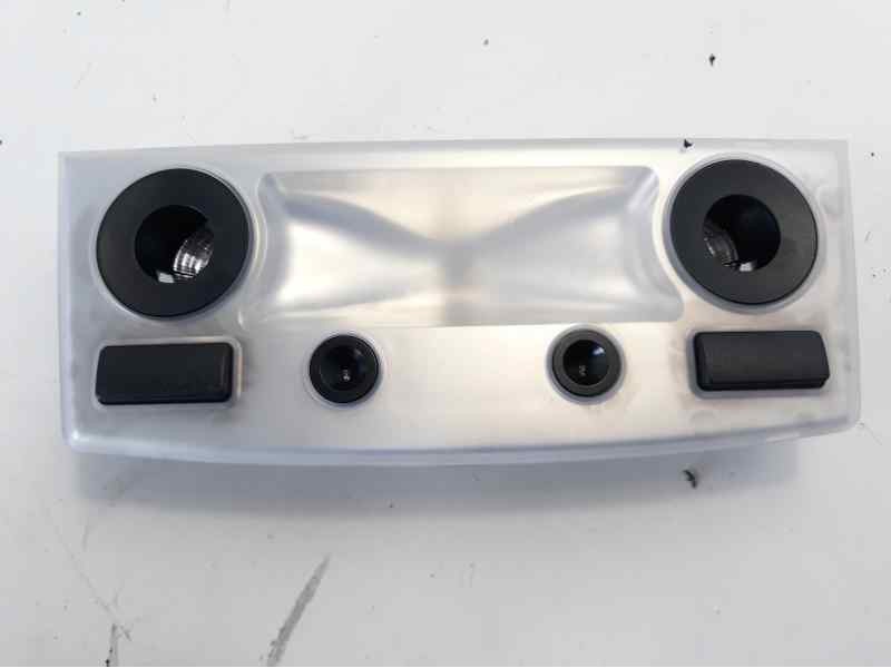Recambio de luz interior para bmw serie 5 berlina (e60) 530d referencia OEM IAM 63316962057  
