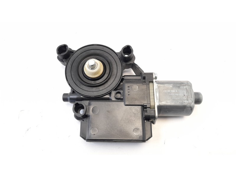 Recambio de motor elevalunas trasero izquierdo para volkswagen polo (6c1) 1.4 tdi referencia OEM IAM 6R0959811AA 0130822532 