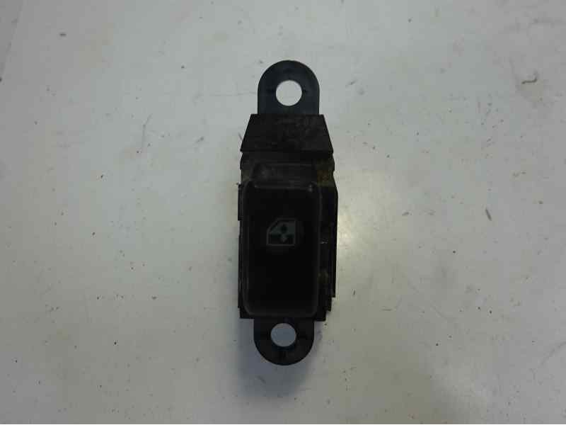 Recambio de mando elevalunas delantero derecho para hyundai h 1 h 1 furg.caja cerr.c. puerta referencia OEM IAM 935804A000  