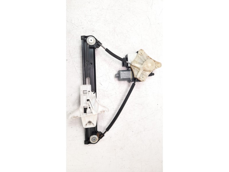 Recambio de elevalunas trasero izquierdo para volkswagen polo referencia OEM IAM 2G6839461C 5751263 