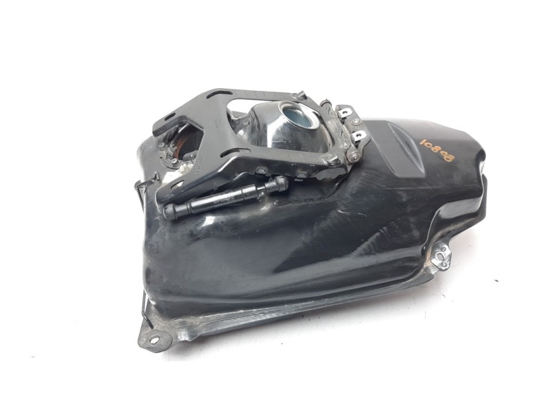 Recambio de deposito combustible para bmw c 600 sport referencia OEM IAM 16117724935  