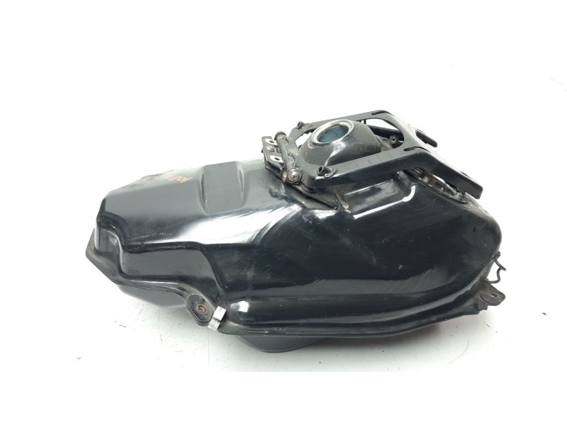 Recambio de deposito combustible para bmw c 600 sport referencia OEM IAM 16117724935  