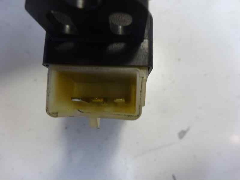 Recambio de mando elevalunas delantero derecho para chrysler voyager (rg) 2.5 crd cat referencia OEM IAM   