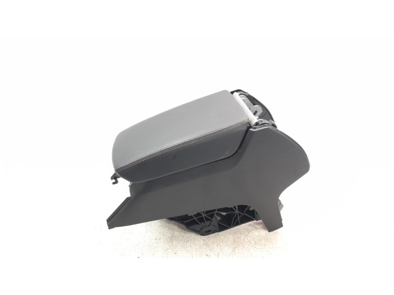Recambio de apoyabrazos central para cupra formentor 1.5 tsi referencia OEM IAM 5FF864207B  