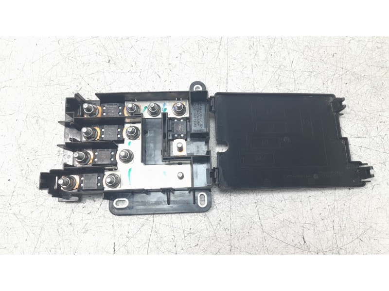 Recambio de caja reles / fusibles para jaguar xf 3.0 v6 diesel luxury referencia OEM IAM CX2314A075AA  