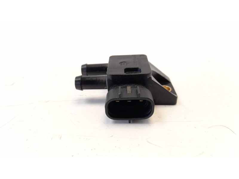 Recambio de sensor para kia cee´d 1.6 crdi cat referencia OEM IAM 392102A800  
