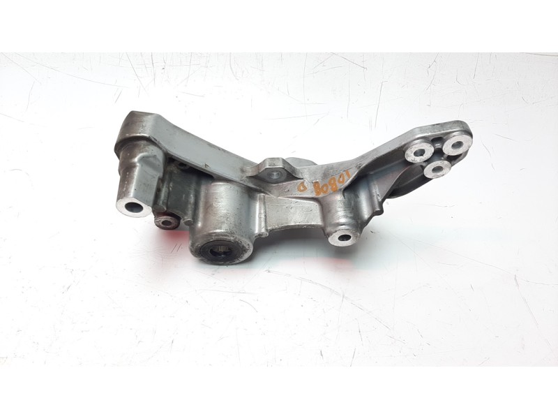 Recambio de estribo para bmw c 600 sport referencia OEM IAM 7725450  