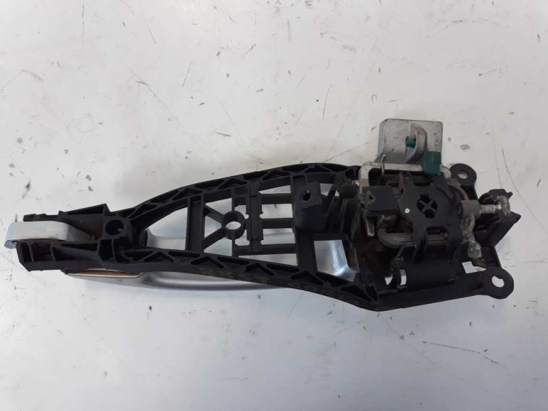 Recambio de maneta exterior delantera derecha para opel corsa d enjoy referencia OEM IAM 24463750  