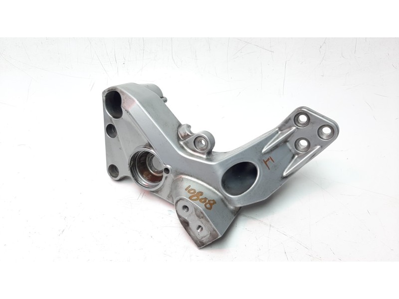 Recambio de estribo para bmw c 600 sport referencia OEM IAM 7725449  