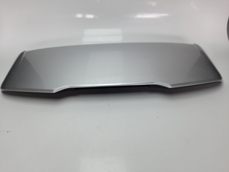 Recambio de aleron trasero para volvo v40 kinetic referencia OEM IAM 3125397301  