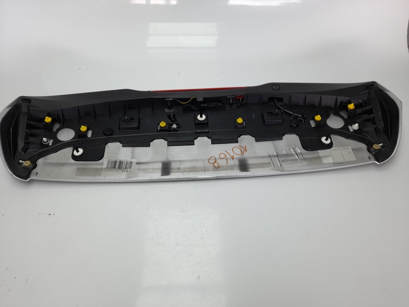 Recambio de aleron trasero para volvo v40 kinetic referencia OEM IAM 3125397301  