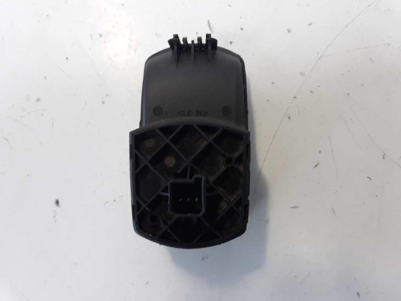 Recambio de mando elevalunas delantero derecho para opel corsa d enjoy referencia OEM IAM 13189333 315625731 