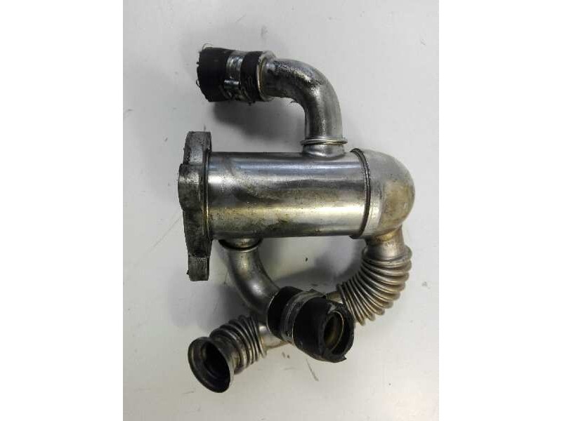 Recambio de enfriador egr para opel corsa d enjoy referencia OEM IAM 5851048  