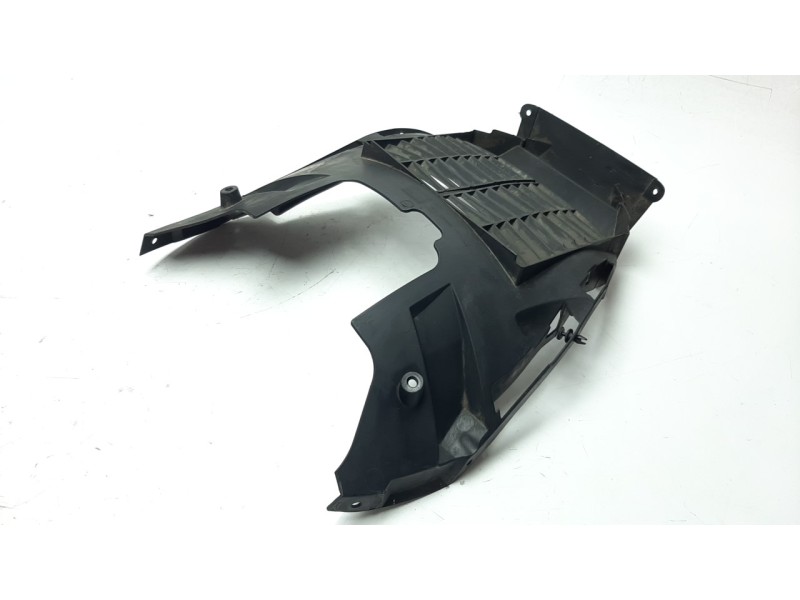Recambio de moldura para bmw c 600 sport referencia OEM IAM 46637724897  
