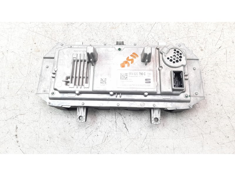 Recambio de cuadro instrumentos para cupra formentor 1.5 tsi referencia OEM IAM 5FA920790C  