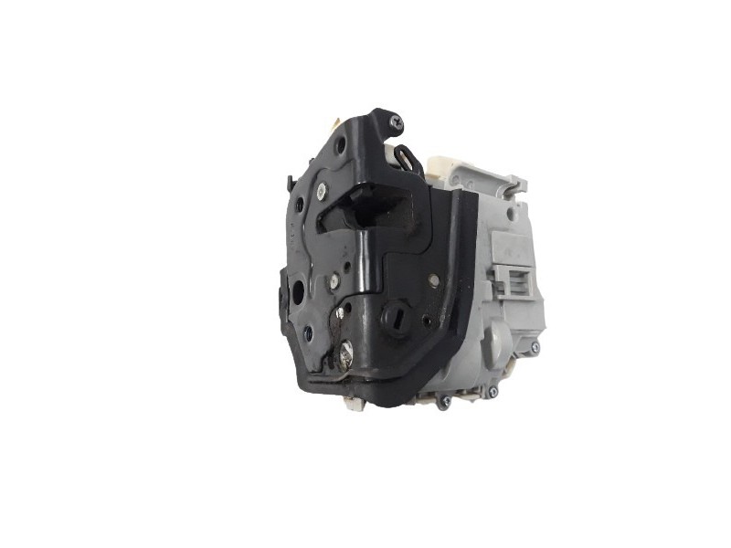 Recambio de cerradura puerta trasera derecha para audi a1 (8x) 1.6 tdi referencia OEM IAM 8X0839016C  
