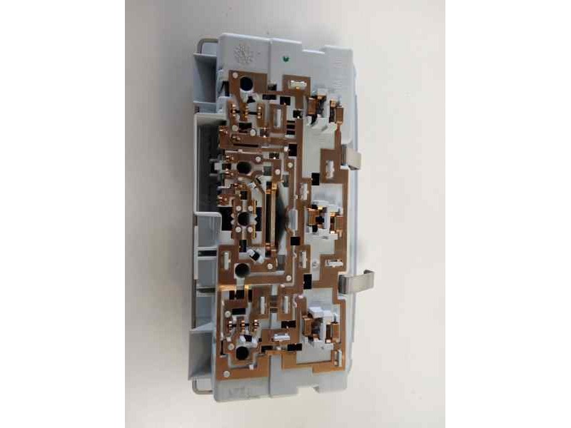 Recambio de luz interior para opel insignia berlina cosmo referencia OEM IAM 13285095  