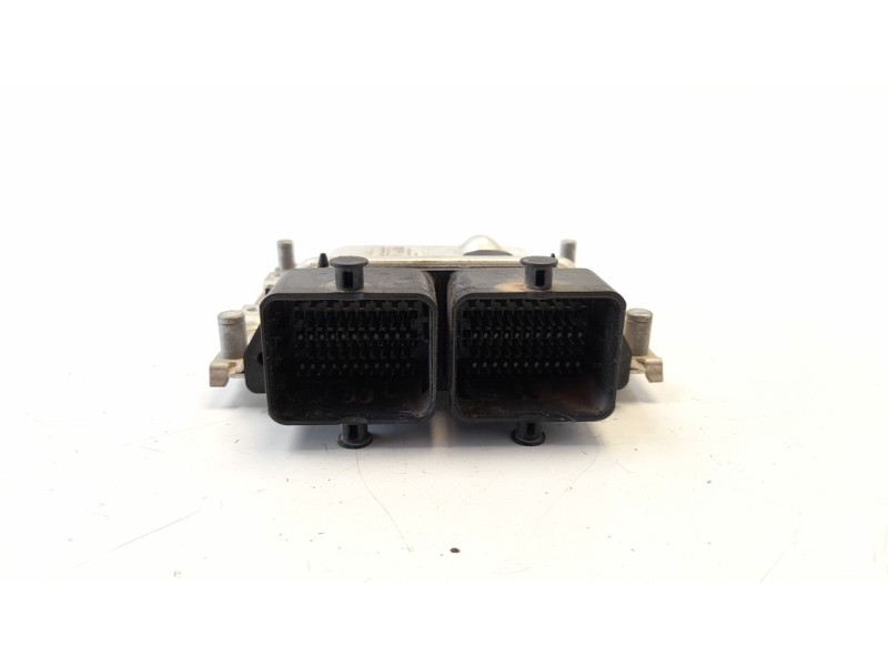 Recambio de centralita motor uce para hyundai i20 1.2 16v cat referencia OEM IAM 391F203GA0 0261S10773 