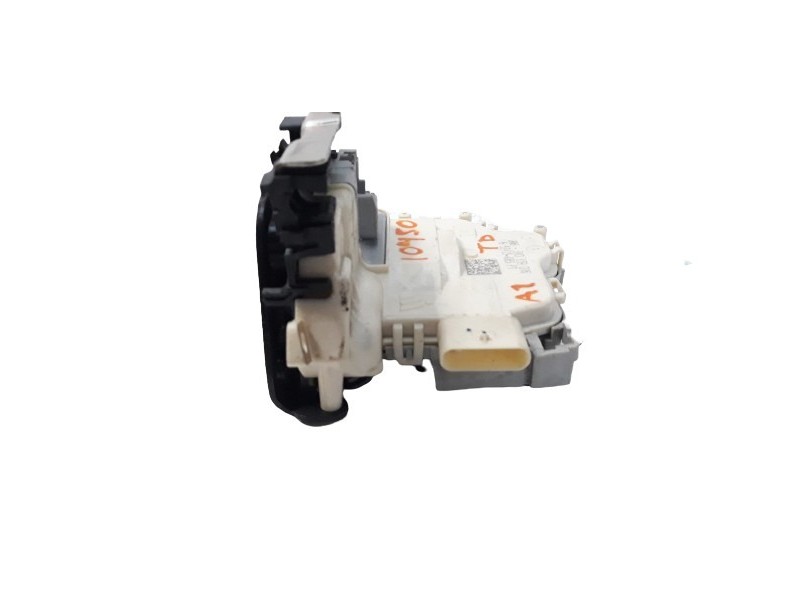 Recambio de cerradura puerta trasera derecha para audi a1 (8x) 1.6 tdi referencia OEM IAM 8X0839016C  
