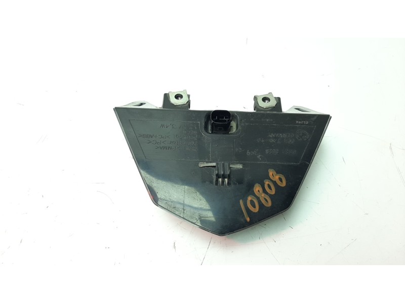 Recambio de piloto trasero central para bmw c 600 sport referencia OEM IAM 63218528399  