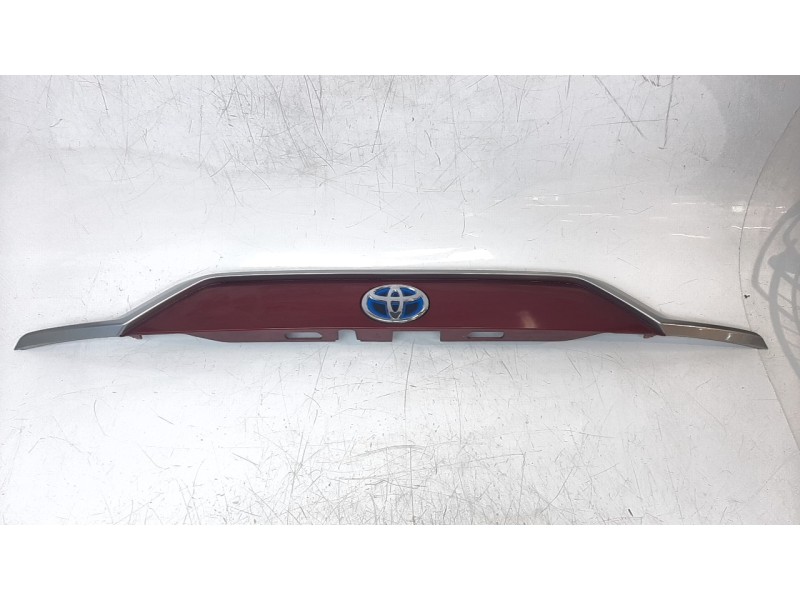 Recambio de moldura para toyota rav4 hybrid 4x2 advance referencia OEM IAM 7680142240  