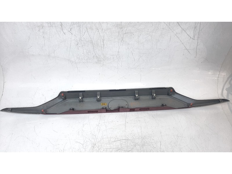 Recambio de moldura para toyota rav4 hybrid 4x2 advance referencia OEM IAM 7680142240  