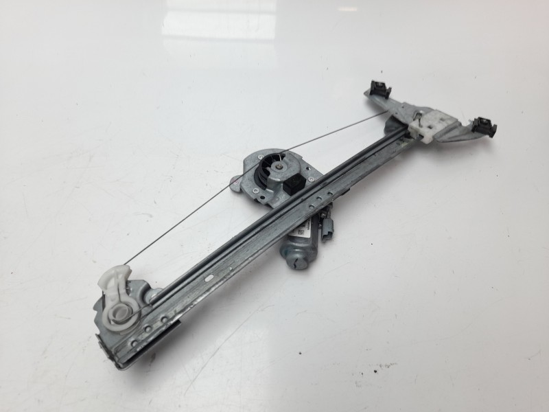 Recambio de elevalunas delantero izquierdo para toyota aygo (kgb/wnb) 1.0 cat referencia OEM IAM 118671  