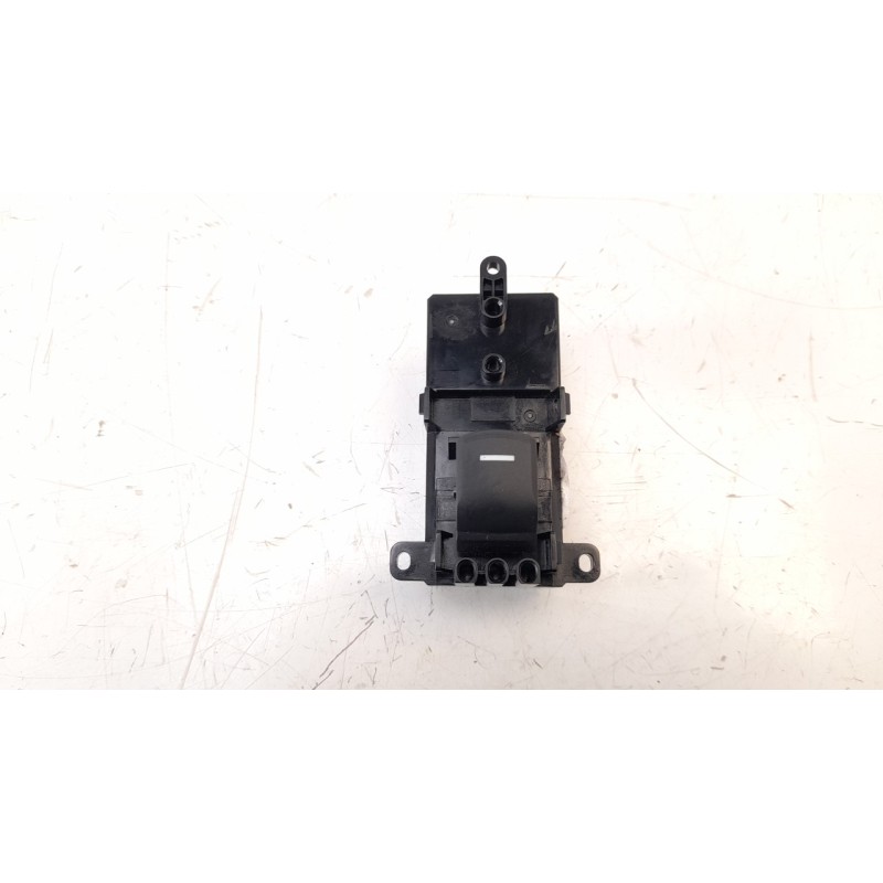 Recambio de mando elevalunas trasero izquierdo para honda civic lim.5 (fk) 1.0 vtec cat referencia OEM IAM 83790TGGG020BLK  