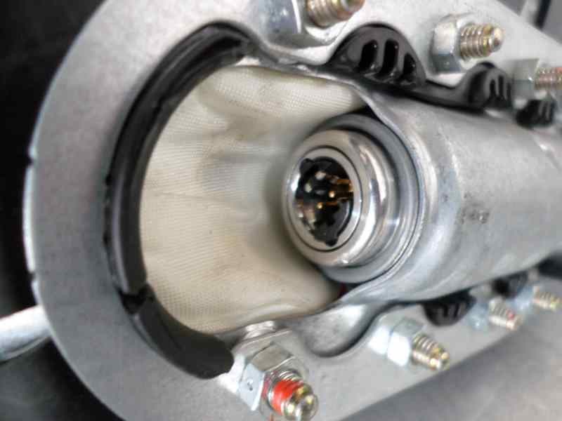 Recambio de airbag lateral derecho para bmw serie 3 berlina (e46) 320d edition exclusiv referencia OEM IAM 34703723004Z 04B1889B
