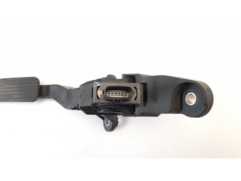 Recambio de potenciometro pedal para kia picanto (ja) 1.0 cat referencia OEM IAM 00136810  