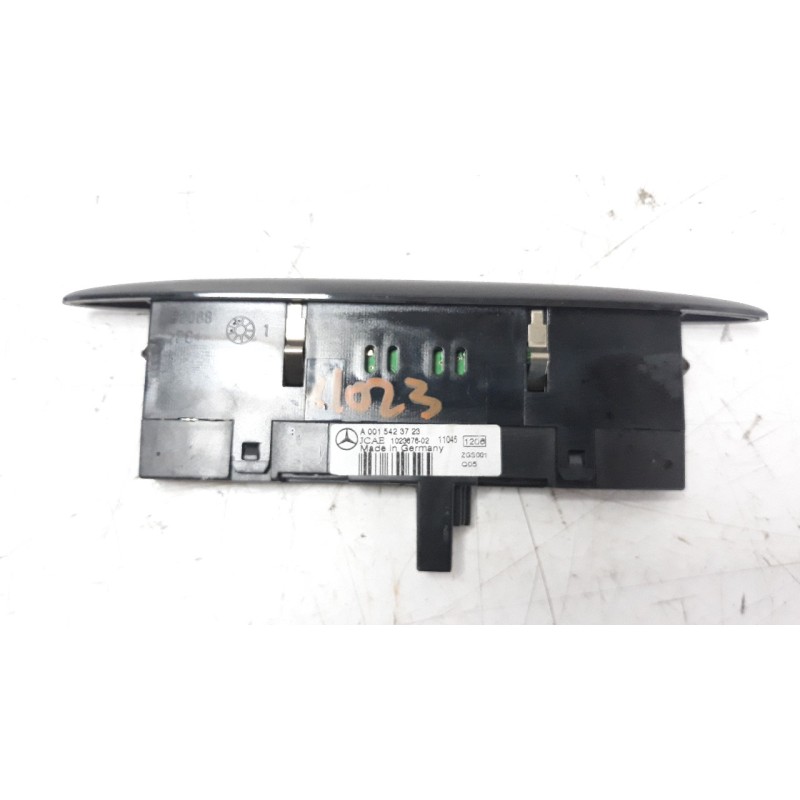 Recambio de pantalla multifuncion para mercedes-benz clase r (w251) r 300 cdi blueefficiency (251.021) referencia OEM IAM A00154