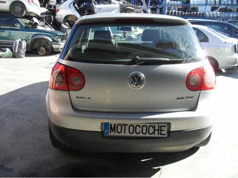 volkswagen golf v berlina (1k1) del año 2005