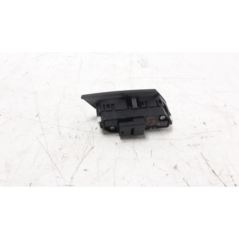 Recambio de interruptor para mercedes-benz clase r (w251) r 300 cdi blueefficiency (251.021) referencia OEM IAM A2518201010  