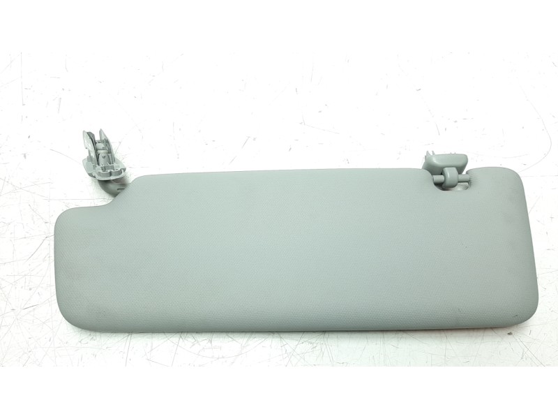 Recambio de parasol derecho para audi a1 (8x) 1.6 tdi referencia OEM IAM 8K0857552  