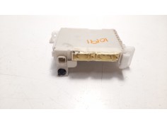 Recambio de caja reles / fusibles para toyota yaris hsd active referencia OEM IAM 827410D070   2