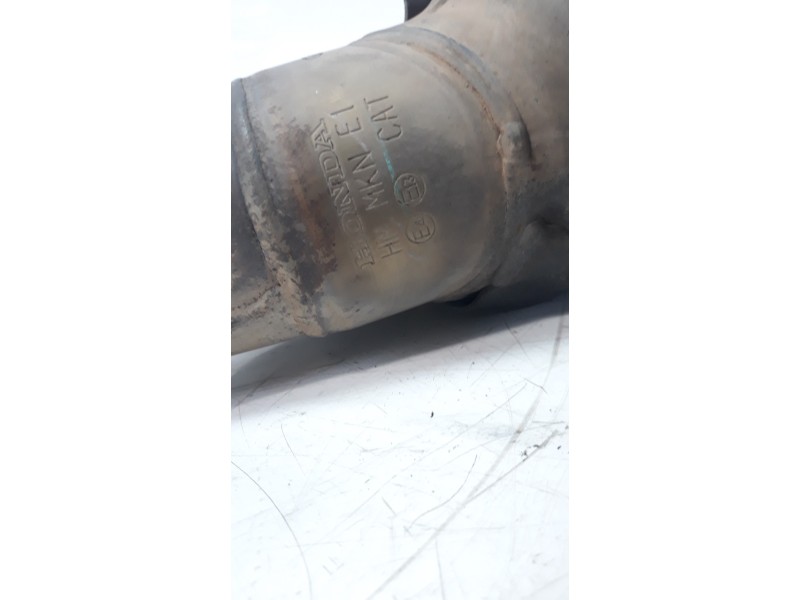 Recambio de colector escape para honda cb 650r referencia OEM IAM 18300MKND50  