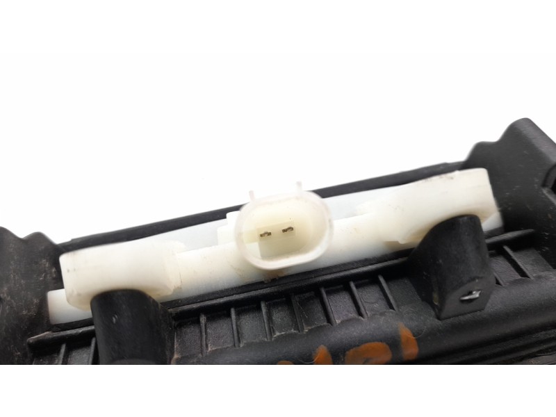 Recambio de maneta exterior porton para mercedes-benz clase c (w204) coupe 2.1 cdi cat referencia OEM IAM A2047500293  
