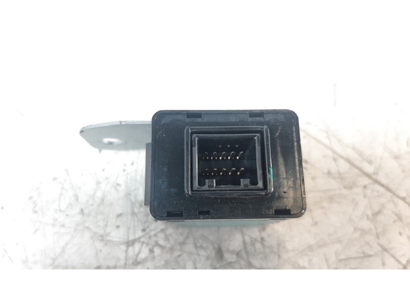 Recambio de modulo electronico para kia niro referencia OEM IAM 95420G2700  