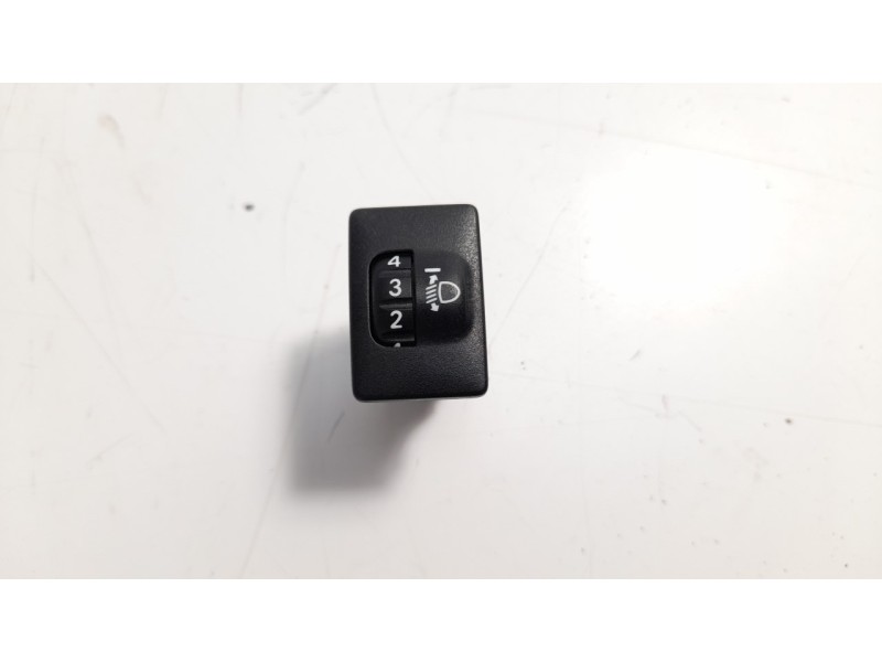 Recambio de mando luces para toyota yaris hsd active referencia OEM IAM 8415202080  