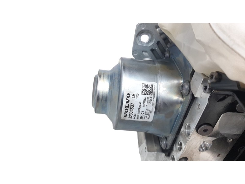 Recambio de servofreno para volvo xc60 business plus awd referencia OEM IAM 32333637  