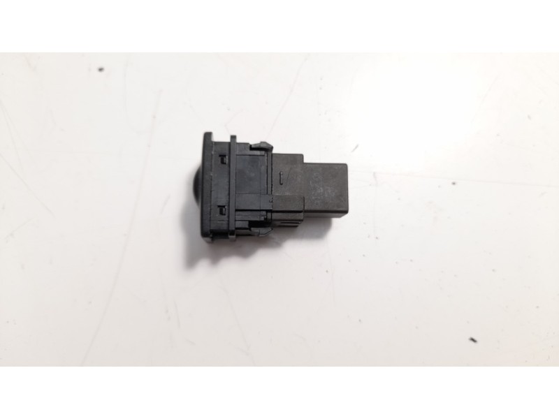 Recambio de mando luces para toyota yaris hsd active referencia OEM IAM 8415202080  