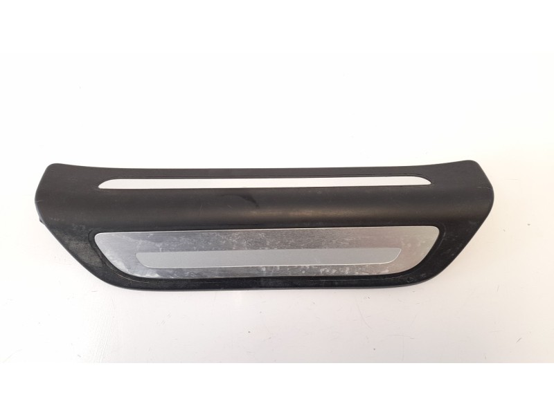 Recambio de moldura para audi q3 (8u) 2.0 tdi (103kw) ambiente referencia OEM IAM 8U0853375  