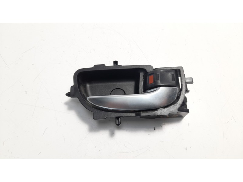 Recambio de maneta interior delantera derecha para toyota yaris hsd active referencia OEM IAM 692050D271  